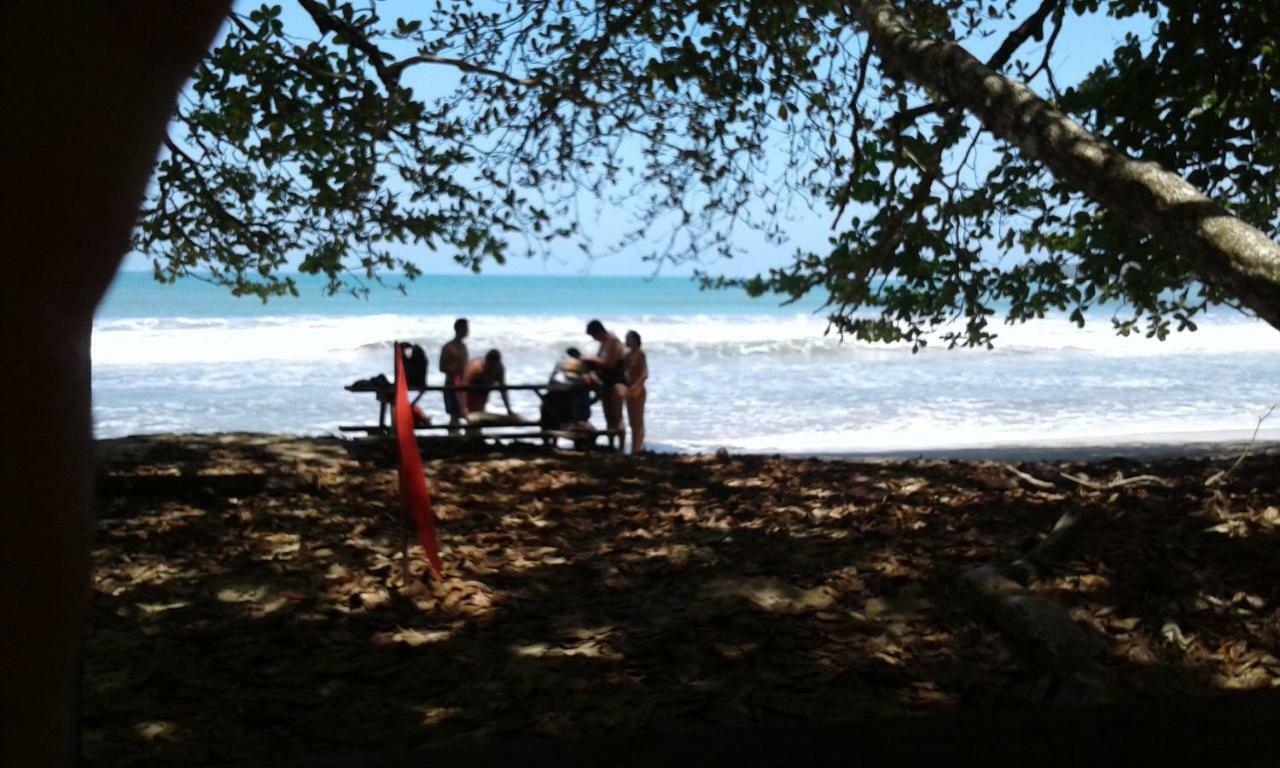 Hotel Casa Conley Del Mar Puerto Viejo de Talamanca Экстерьер фото